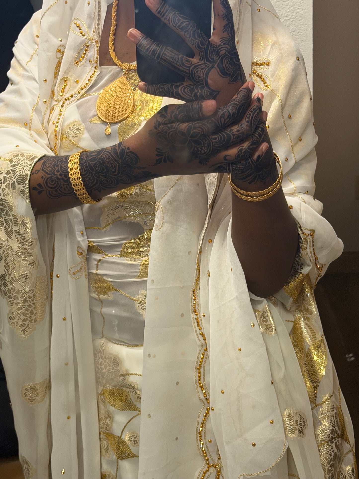 Aisha White and Gold Dirac
